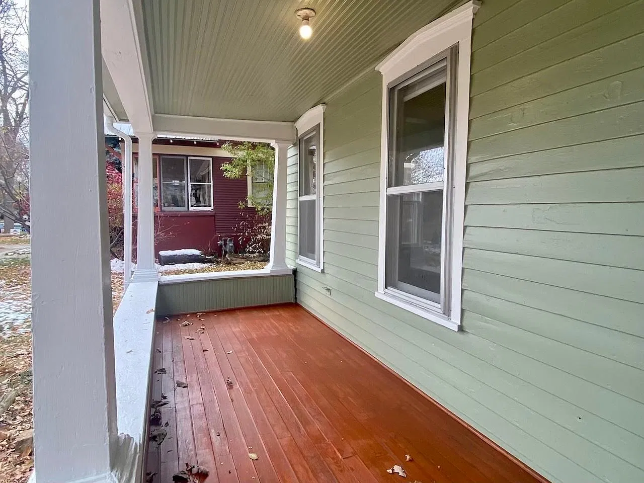 2 bed, 902 sqft, $2,000 — Photo 3