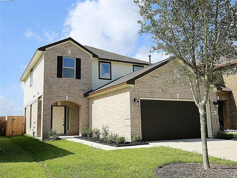 8014 Oxbow Manor Ln — Photo 2