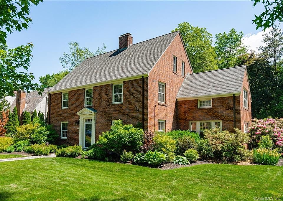 10 Ledyard Rd, West Hartford, CT 06117 Zillow