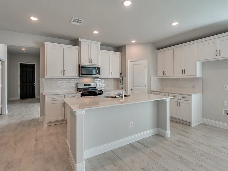 2902 Italia Ter — Photo 19