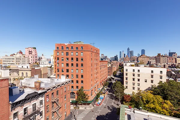 Rented by Douglas Elliman | media 15