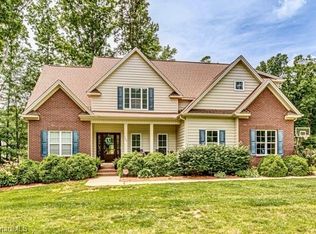 156 Primrose Rd, Advance, NC 27006