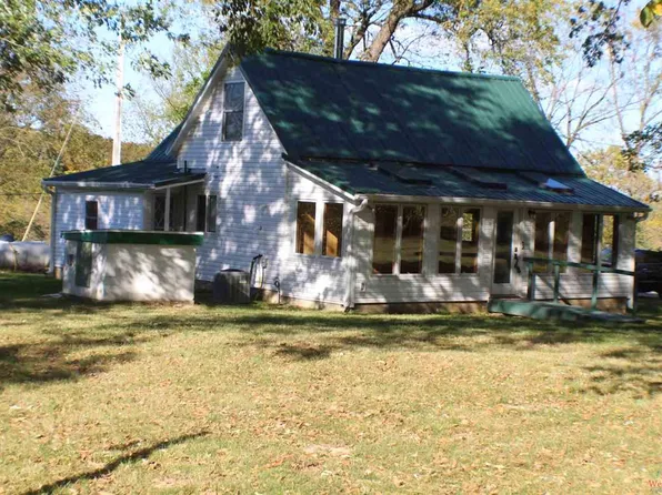 21675 Wayne Rd, Warsaw, MO 65355