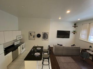 1454 W Polk St #1E, Chicago, IL 60607