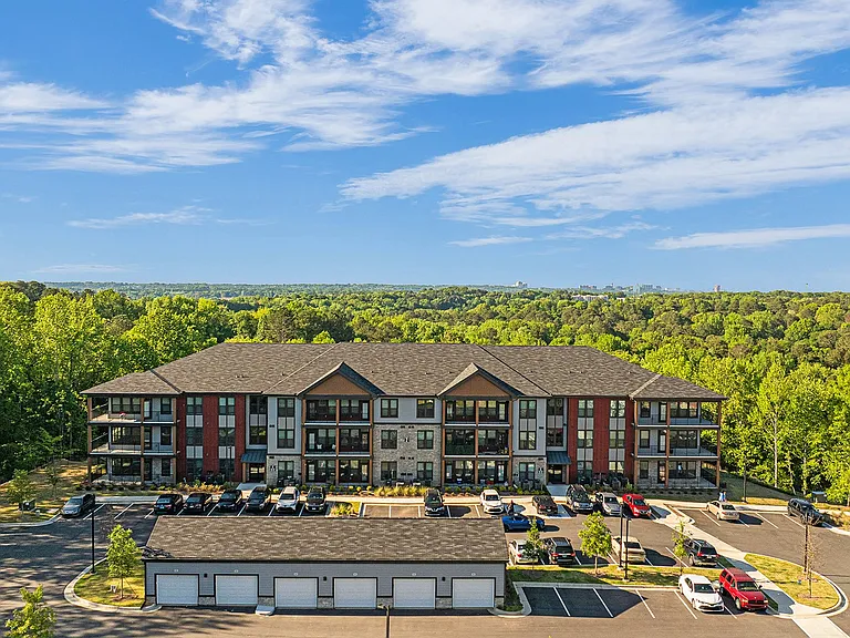 Populus Westside Apartments — Photo 44
