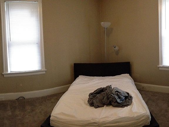 4th image of 3562 Beldare Ave