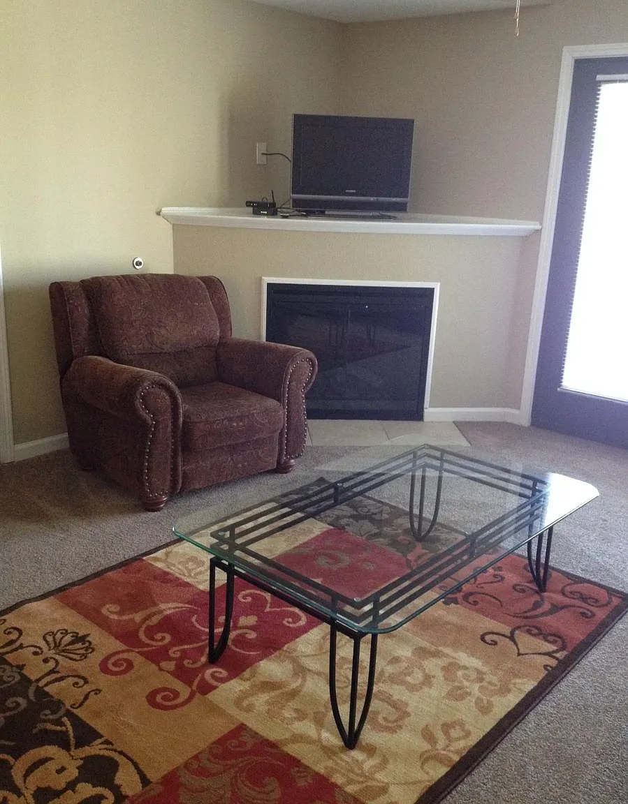 1 bed, 750 sqft, $1,400 — Photo 1