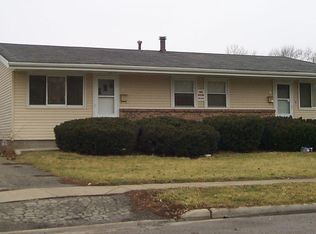 7 Flora Way, Normal, IL 61761