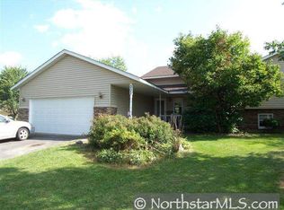 1002 Ticonderoga Trl, Eagan, MN 55123