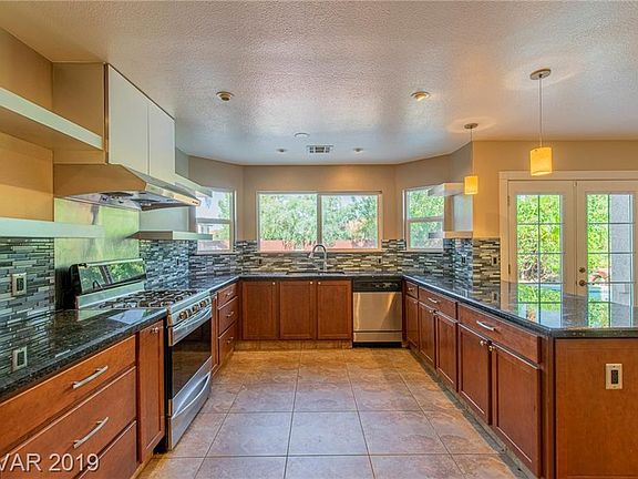 3rd image of 2904 Whispering Wind Dr