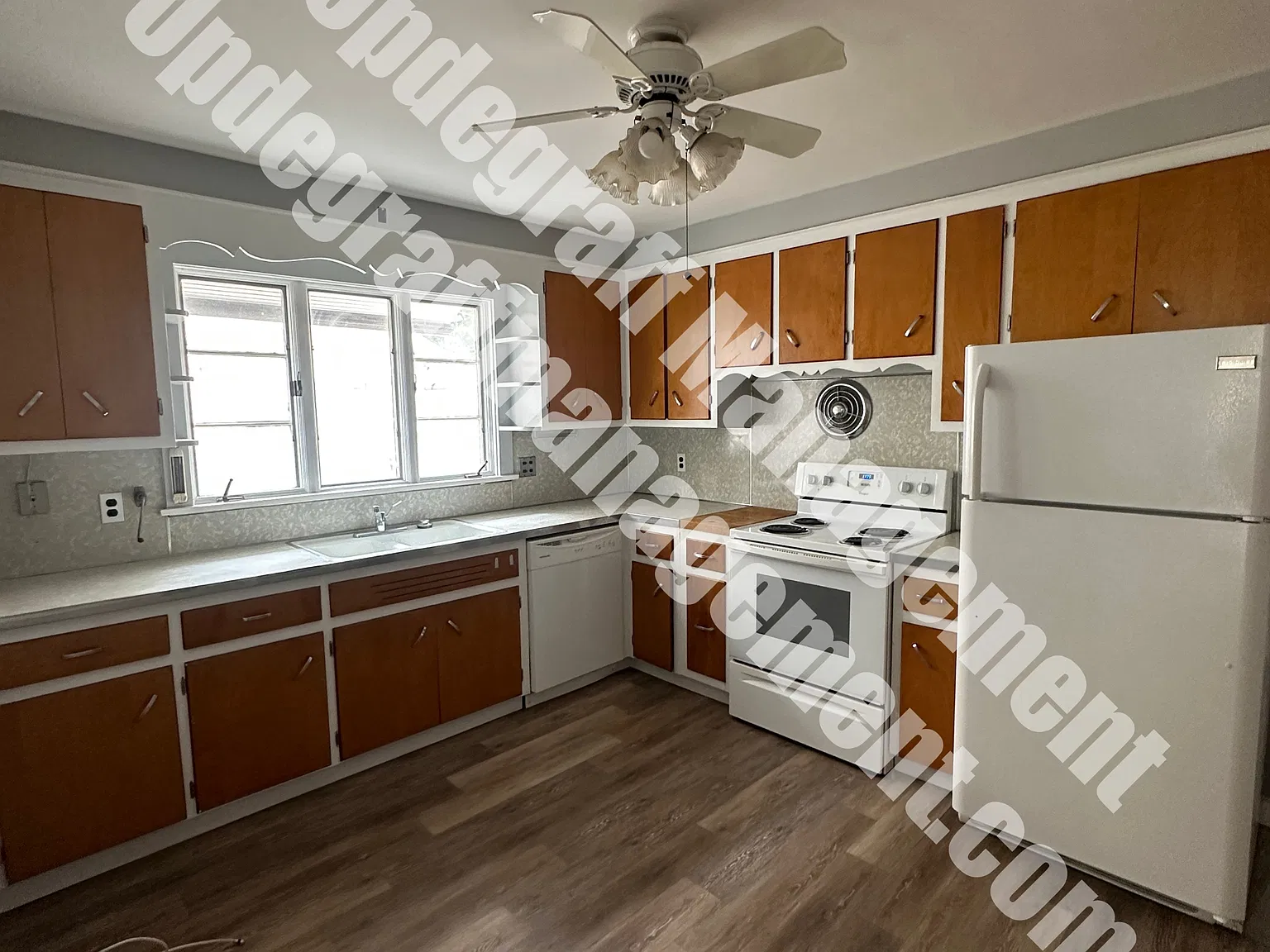 598 - 600 Arnett Blvd - 1- (600) — Photo 3