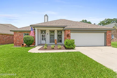 412 Crest Cir Photo 1