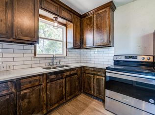 3143 Ouida Ave, Dallas, TX 75211