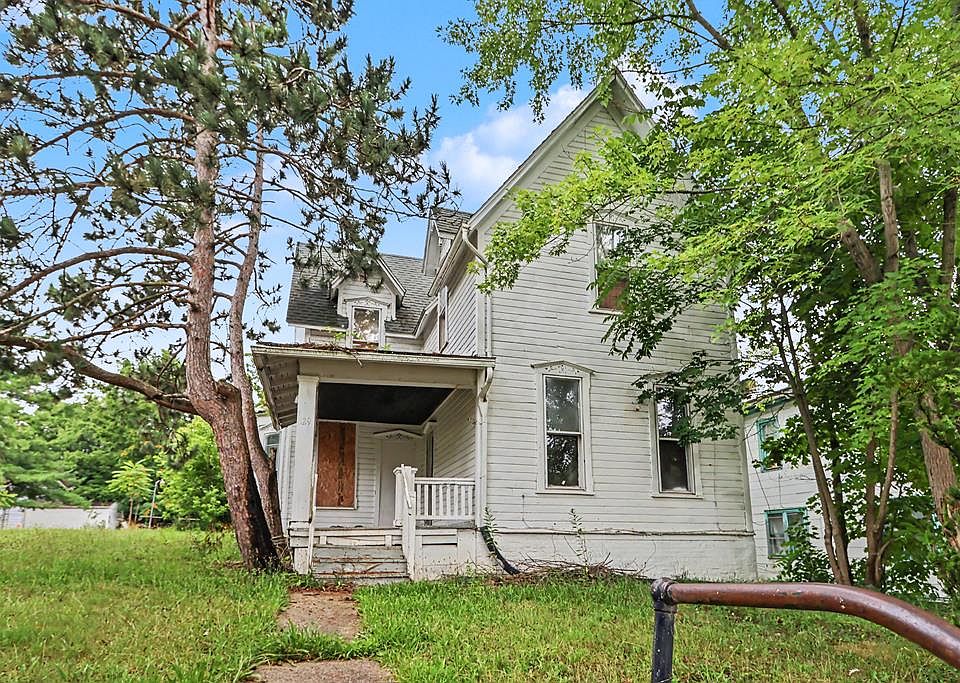 1st image of 129 Washington Ave