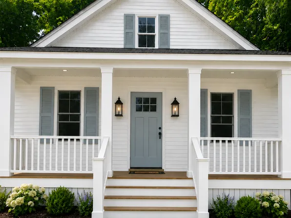 12 Temple St, Reading, MA 01867