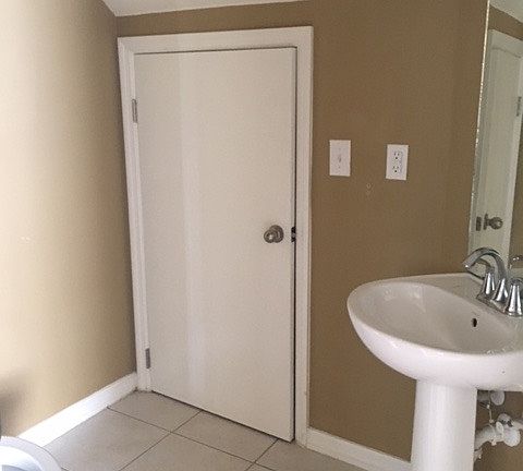 5th image of 5430 Fieldstone Dr