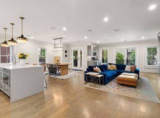 654 E 7th St #3, South Boston, MA 02127