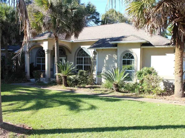 3134 Cobblestone Dr, Pace, FL 32571