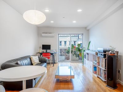25-47 23rd St #3F, Astoria, NY, 11102