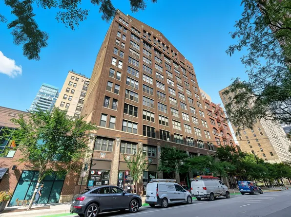 (undisclosed Address), Chicago, IL 60605