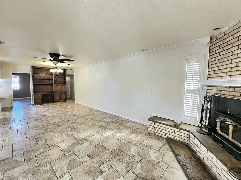 2905 Byron Ave — Photo 20