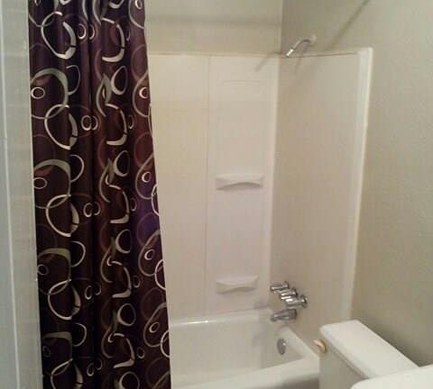5th image of 1307 Caladium Dr