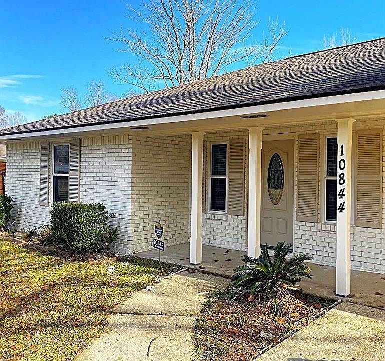 1st image of 10844 Carmel Dr