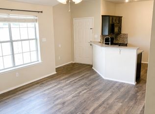 131 Lindas Creek Ln #131, Weatherford, TX 76088