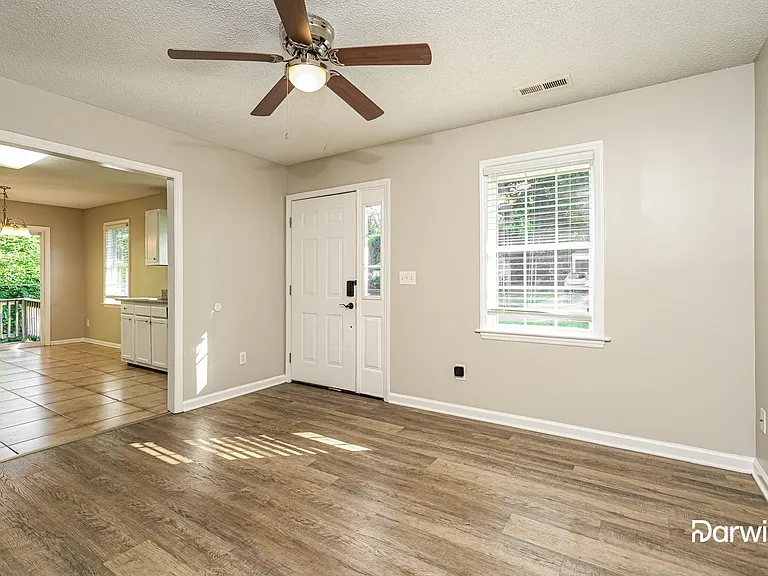 820 Vegas Palm Ave — Photo 6