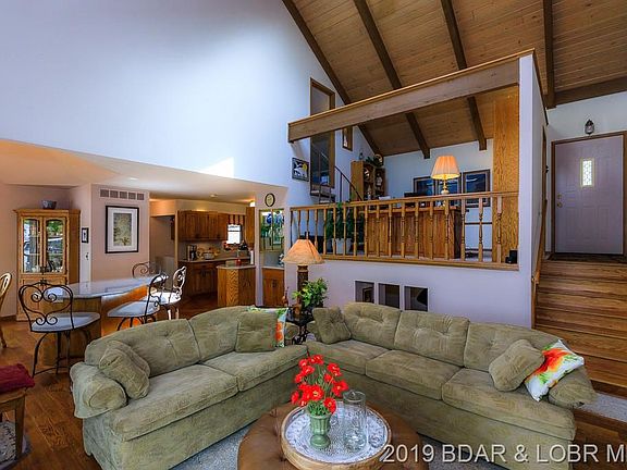 5th image of 423 Liahona Cir