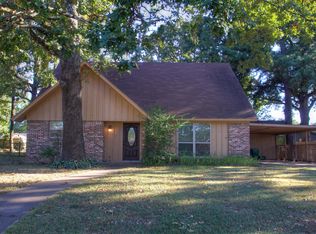 9 Lambeth Cir, Texarkana, TX 75503
