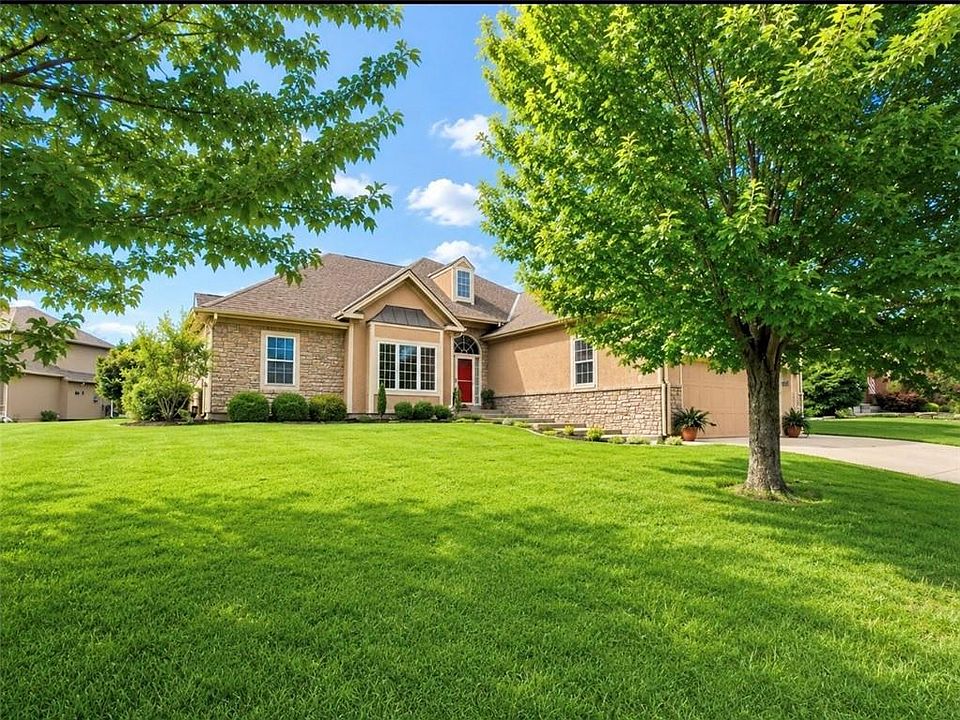 2nd image of 1416 Cross Creek Dr