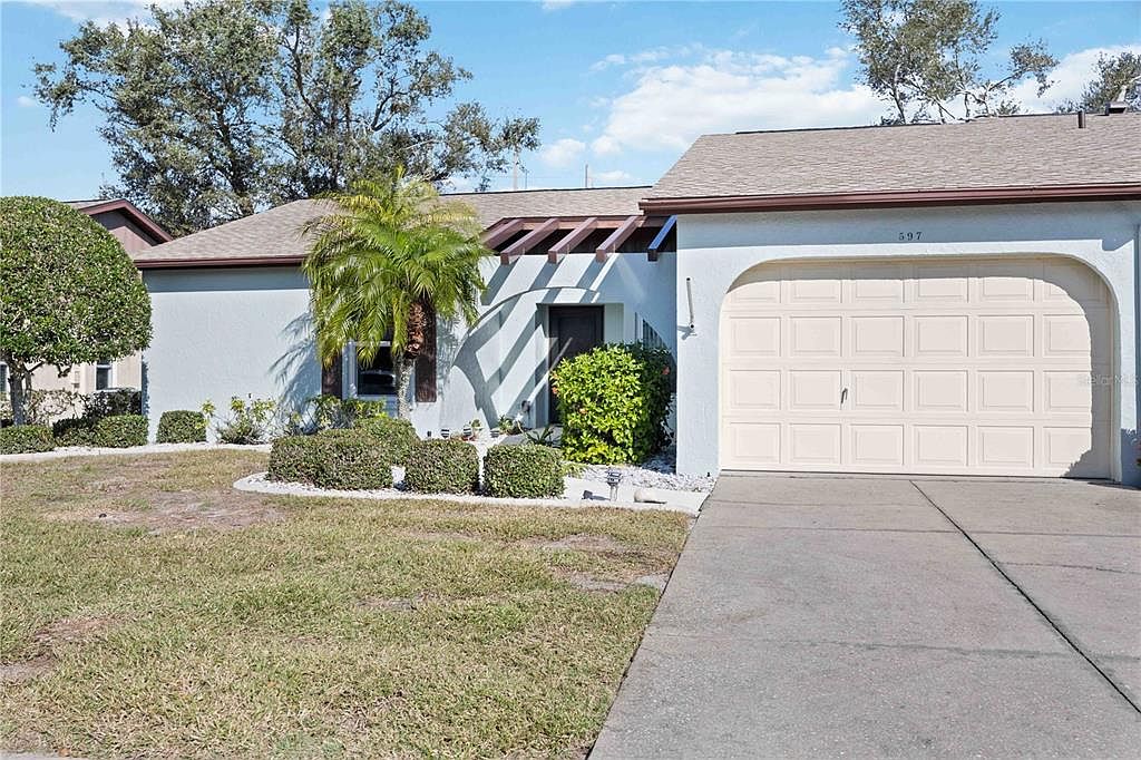 597 Foxwood Blvd, Englewood, FL 34223 MLS N6129021 Zillow