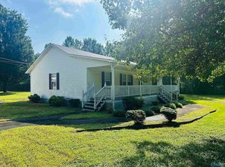 5038 Union Grove Rd, Union Grove, AL 35175