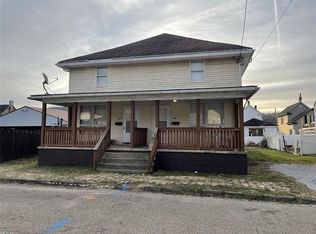 1612 Maple Ave, Wellsville, OH
