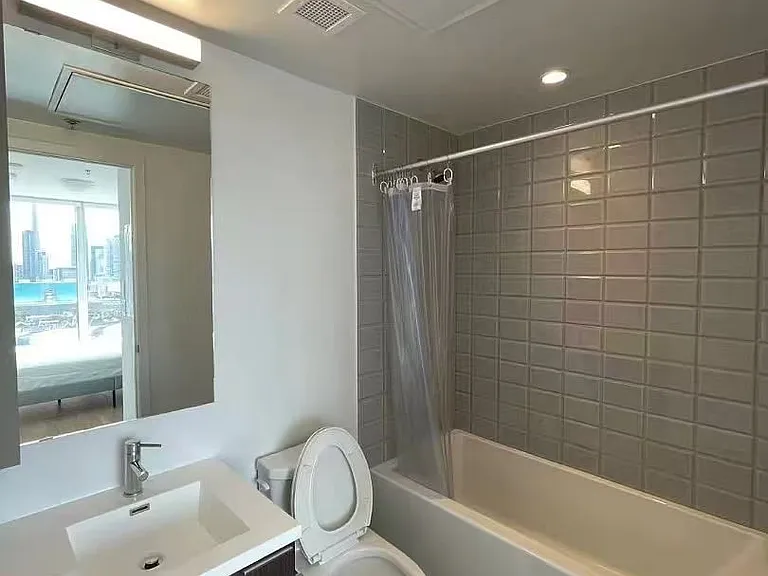 203 College St #1709 — Photo 10