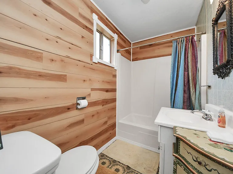 17018 Water Oak Dr #A — Photo 36