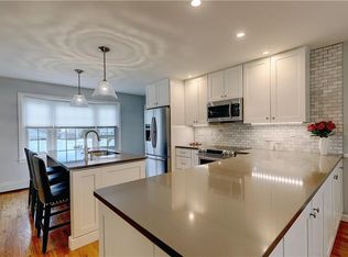 5 Hillside Ave, Barrington, RI 02806