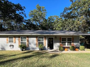 79 Crystal Ln, Galena, MO 65656