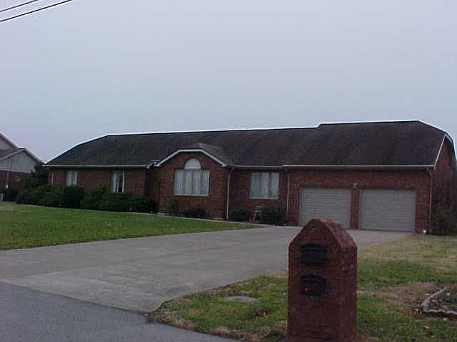 1st image of 1050 Lake Chester Dr