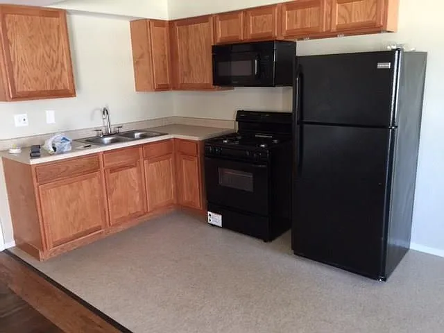 680 Central Ave #P — Photo 5