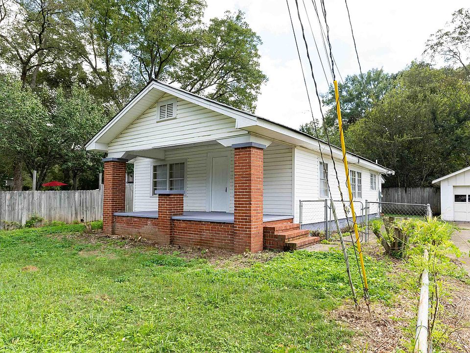 1st image of 653 Sheridan Rd