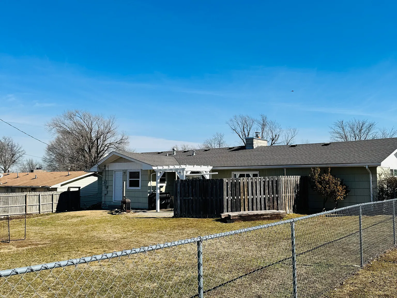 3 bed, 1550 sqft, $1,600 — Photo 3