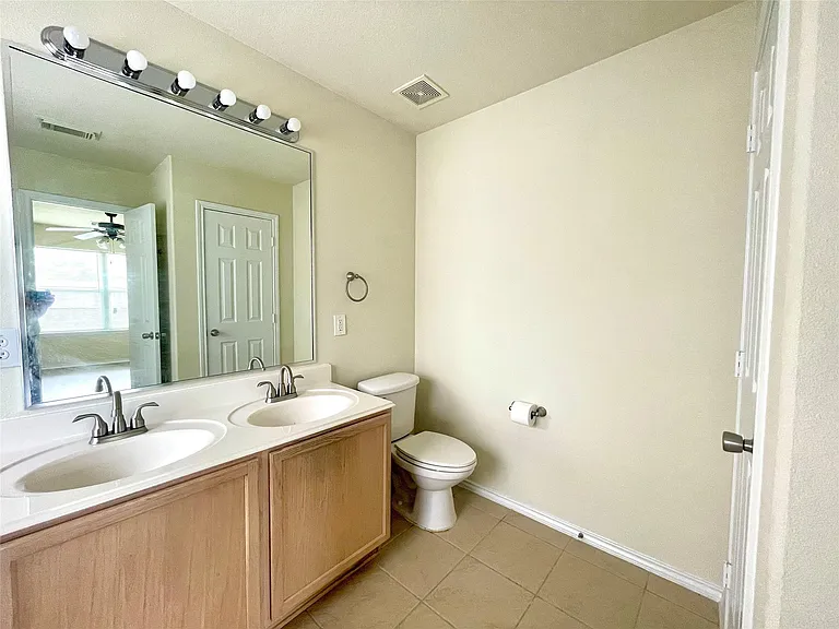 5811 La Crema — Photo 22
