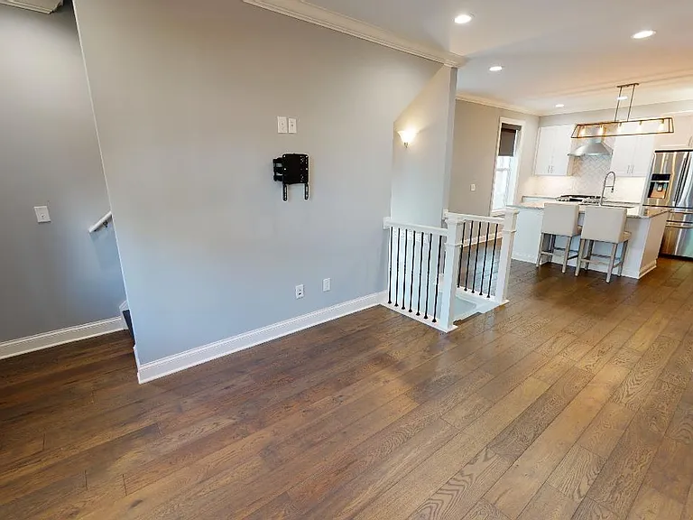 1097 Oregon Ave #A — Photo 9