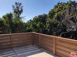 126 Fowling St, Playa Del Rey, CA 90293