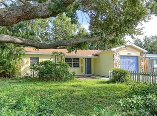 11863 129th Ave, Seminole, FL 33778