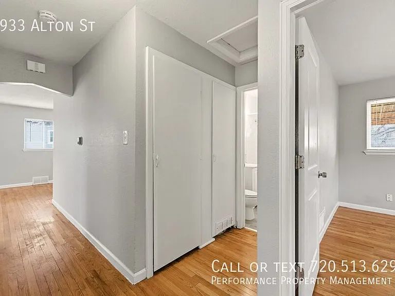 1933 Alton St — Photo 18