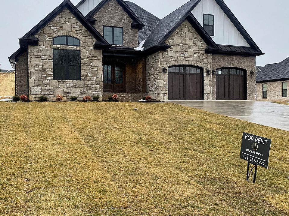 1st image of 810 Leander Dr