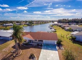 1510 Allegheny Dr, Sun City Center, FL 33573